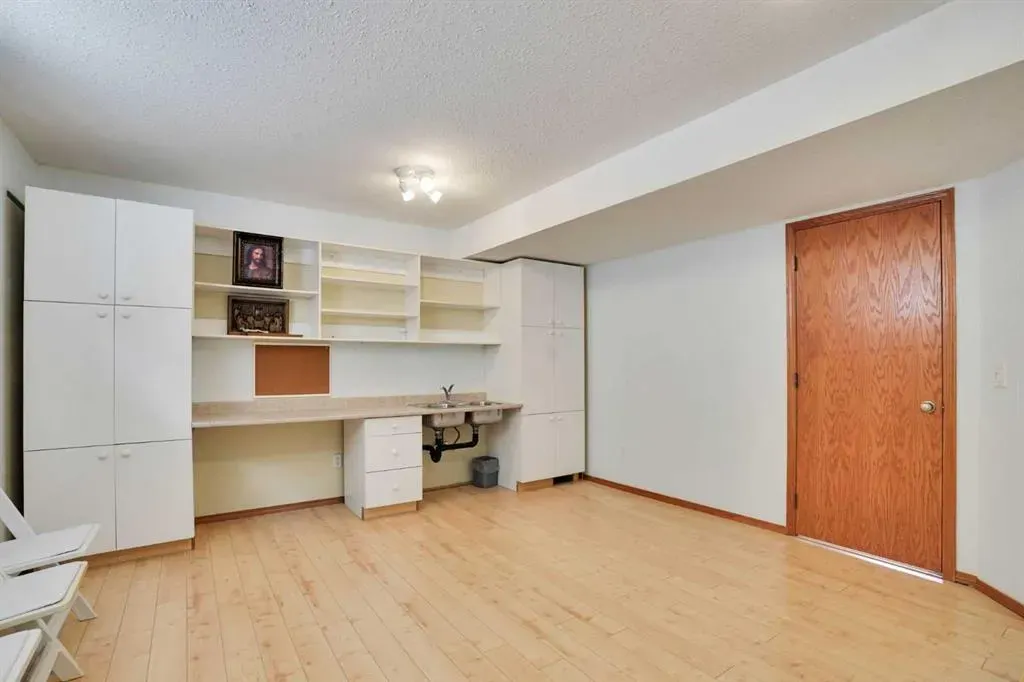 144 Hillcrest Cape