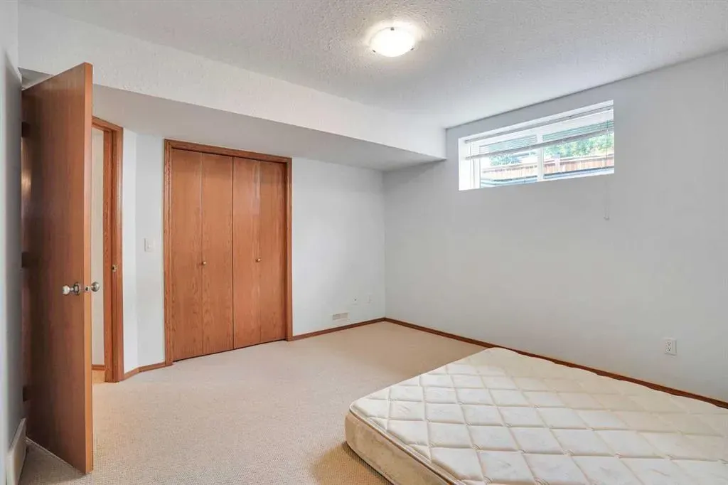 144 Hillcrest Cape