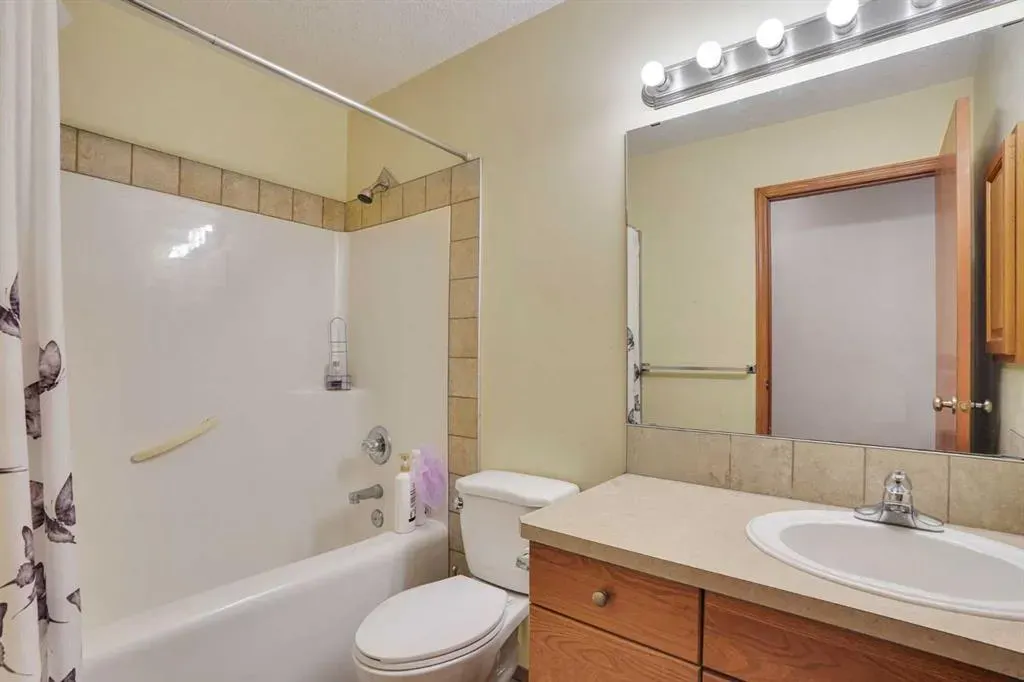 144 Hillcrest Cape
