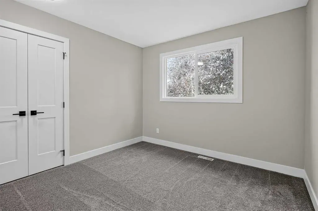169 Silver Mead Crescent NW
