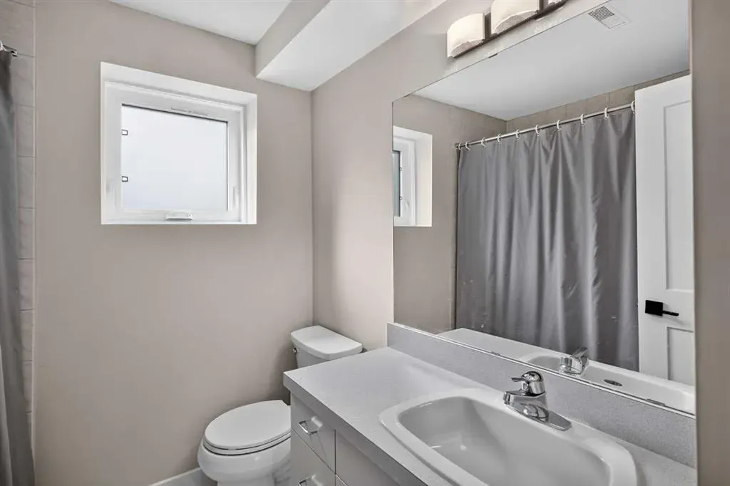 169 Silver Mead Crescent NW