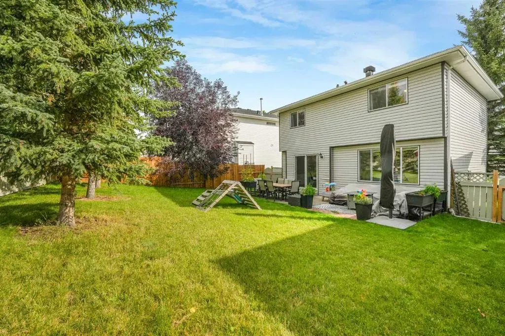 6 Tuscarora Circle NW