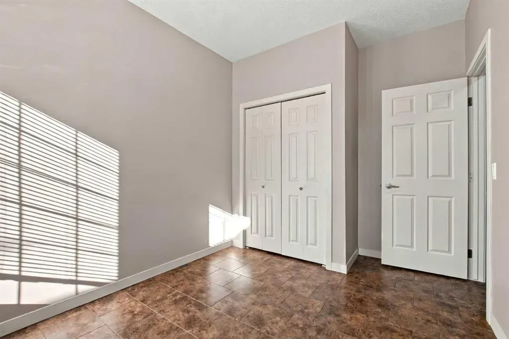 36 Sunrise Place NE