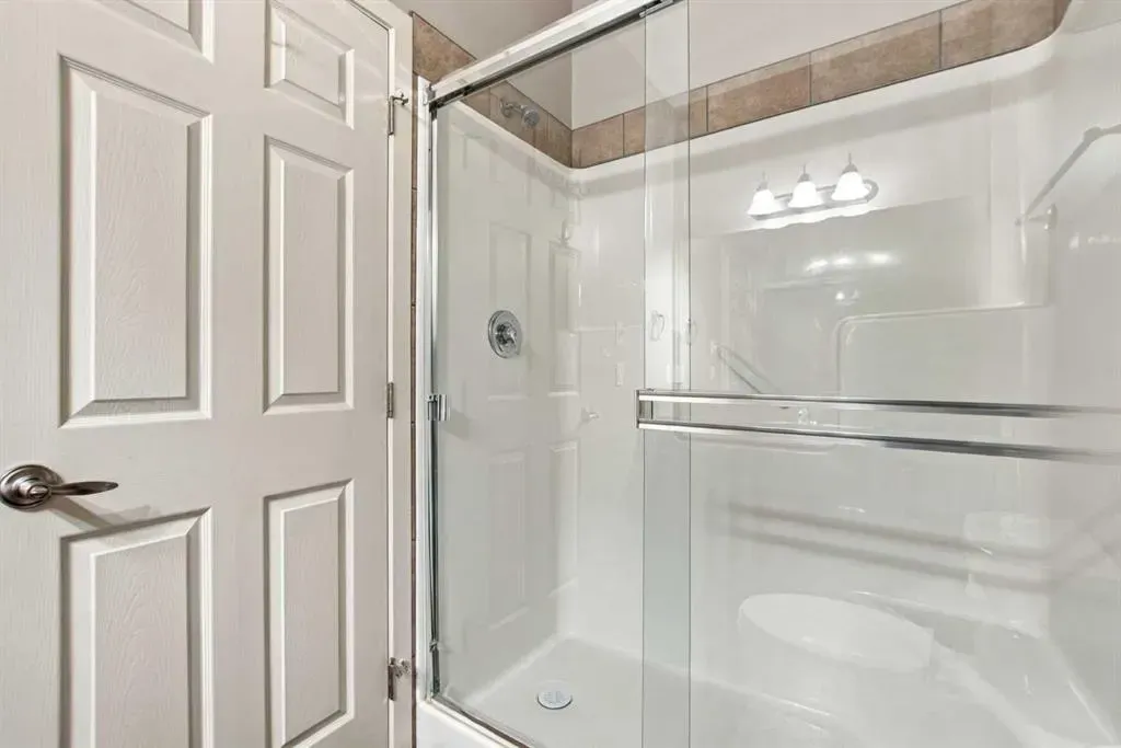 36 Sunrise Place NE