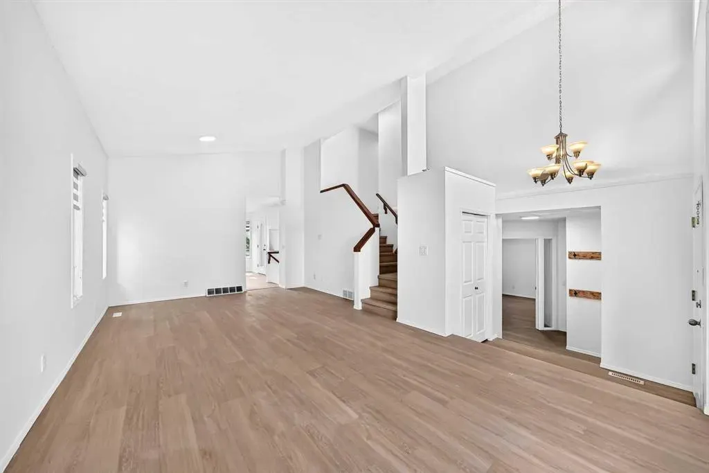 355 Millrise Drive SW