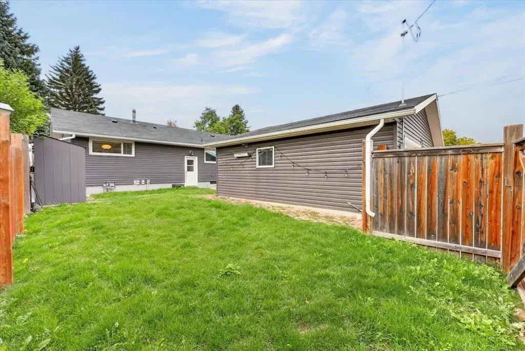 316 Wascana Road SE