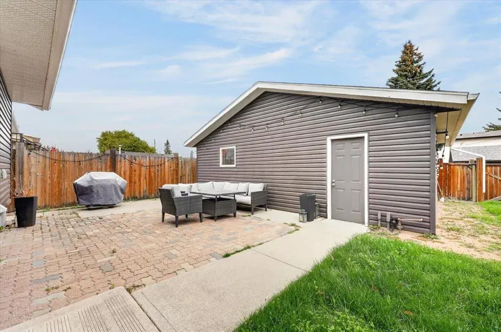 316 Wascana Road SE
