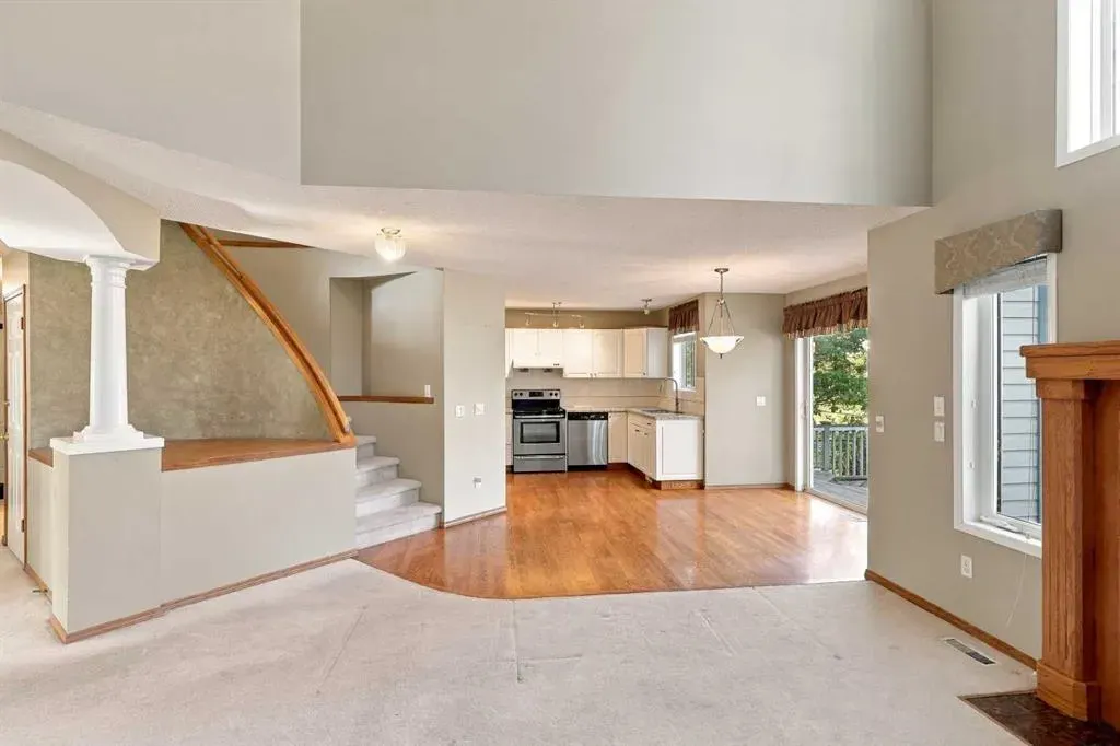 25 Arbour Ridge Park NW
