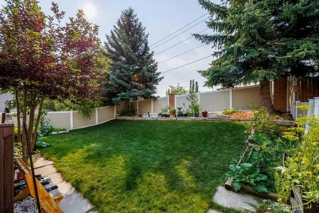 52 Shawnee Way SW