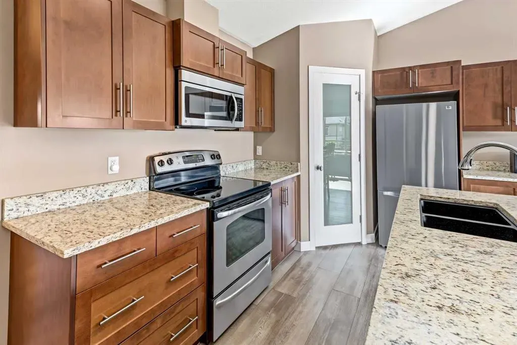 2781 Chinook Winds Drive SW #13204