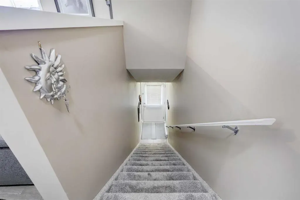 2781 Chinook Winds Drive SW #13204