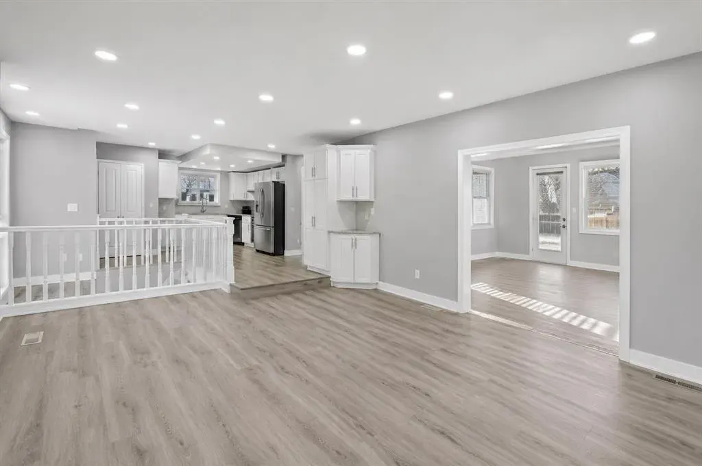 55 Millrise Way SW