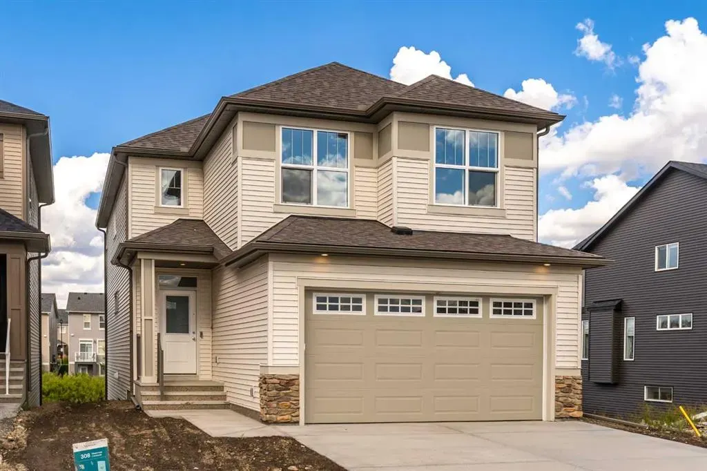 308 Montrose Crescent SE
