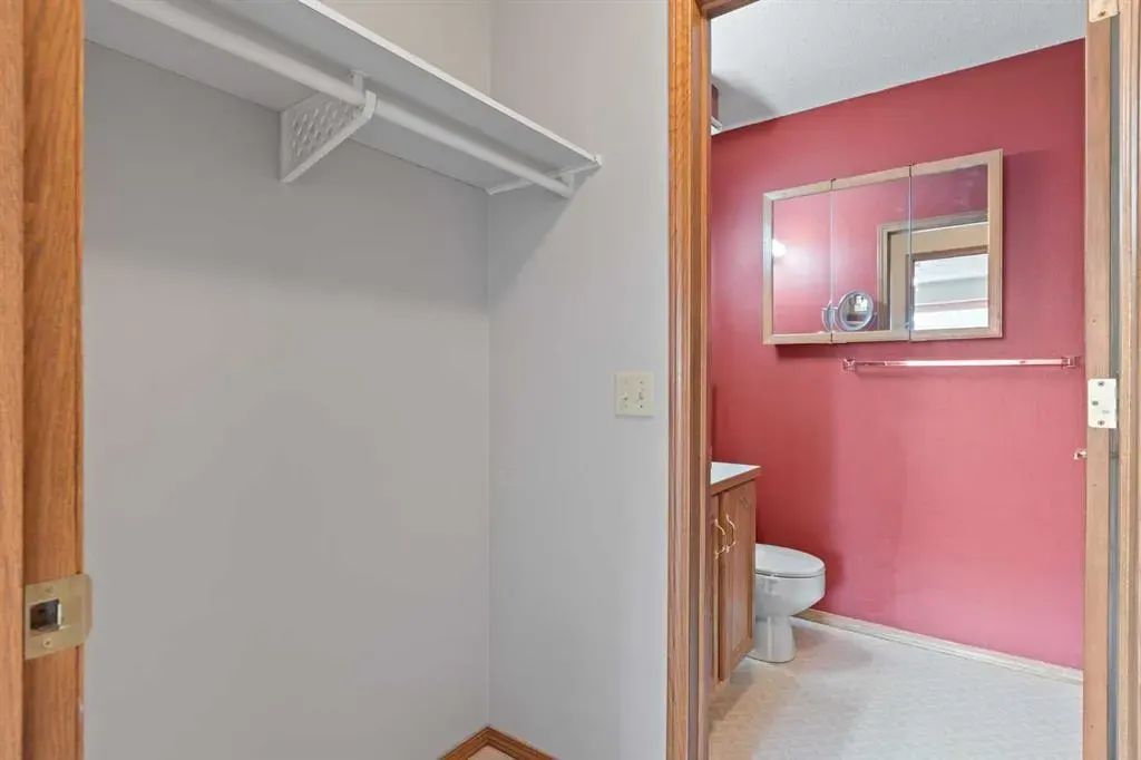 410 7 Street SW #202