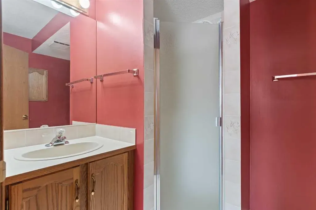 410 7 Street SW #202