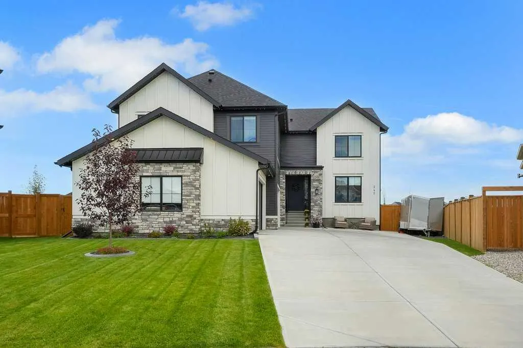 242 Boulder Creek Place