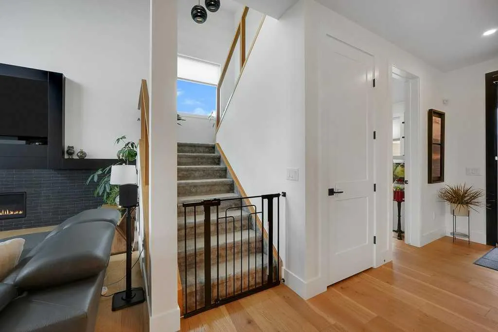 242 Boulder Creek Place