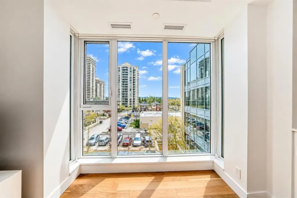 1025 5 Avenue SW #403