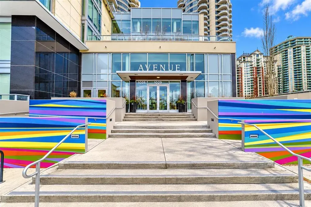 1025 5 Avenue SW #403