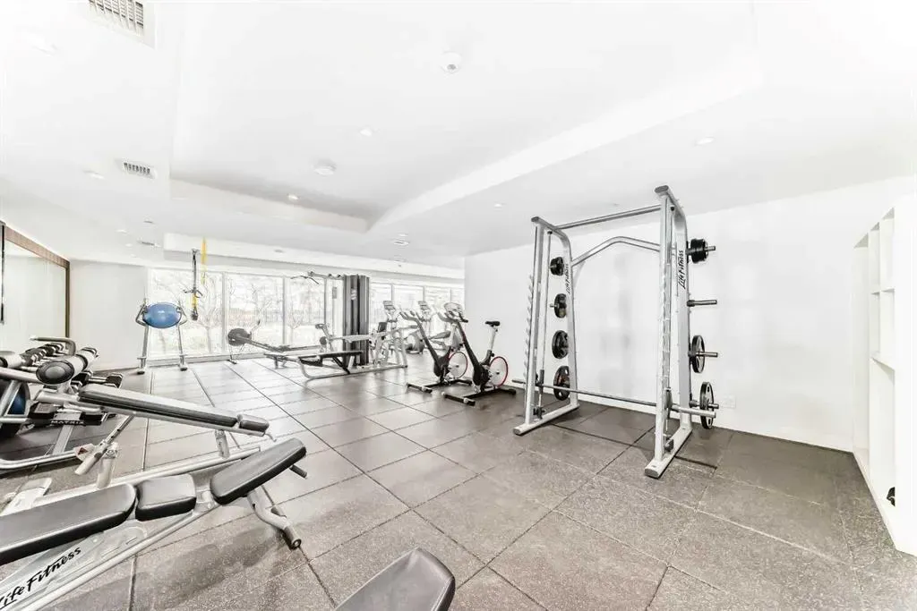 1025 5 Avenue SW #403