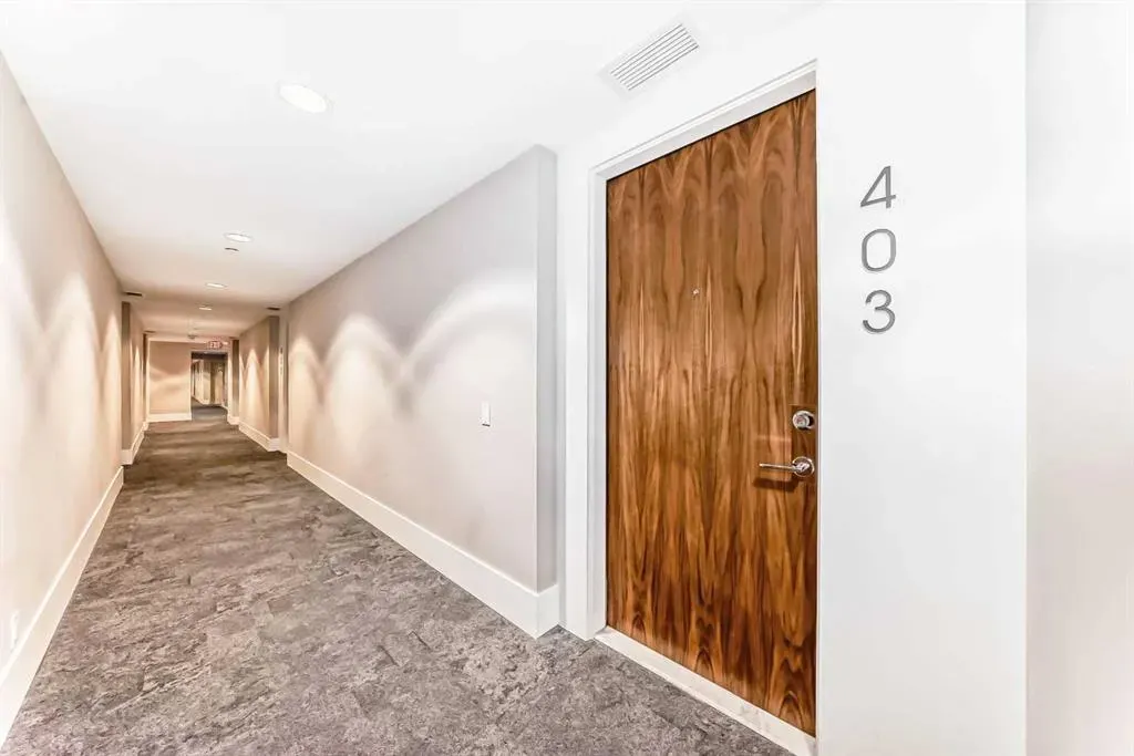 1025 5 Avenue SW #403
