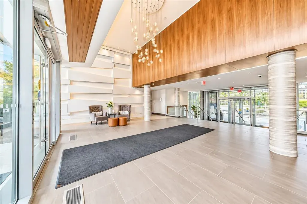 1025 5 Avenue SW #403