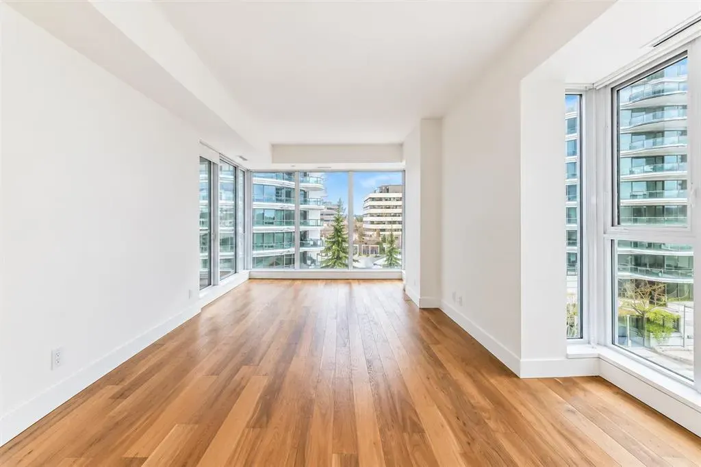 1025 5 Avenue SW #403