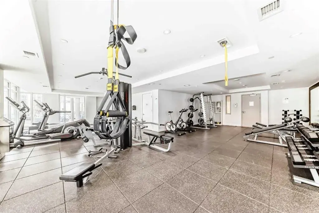 1025 5 Avenue SW #403