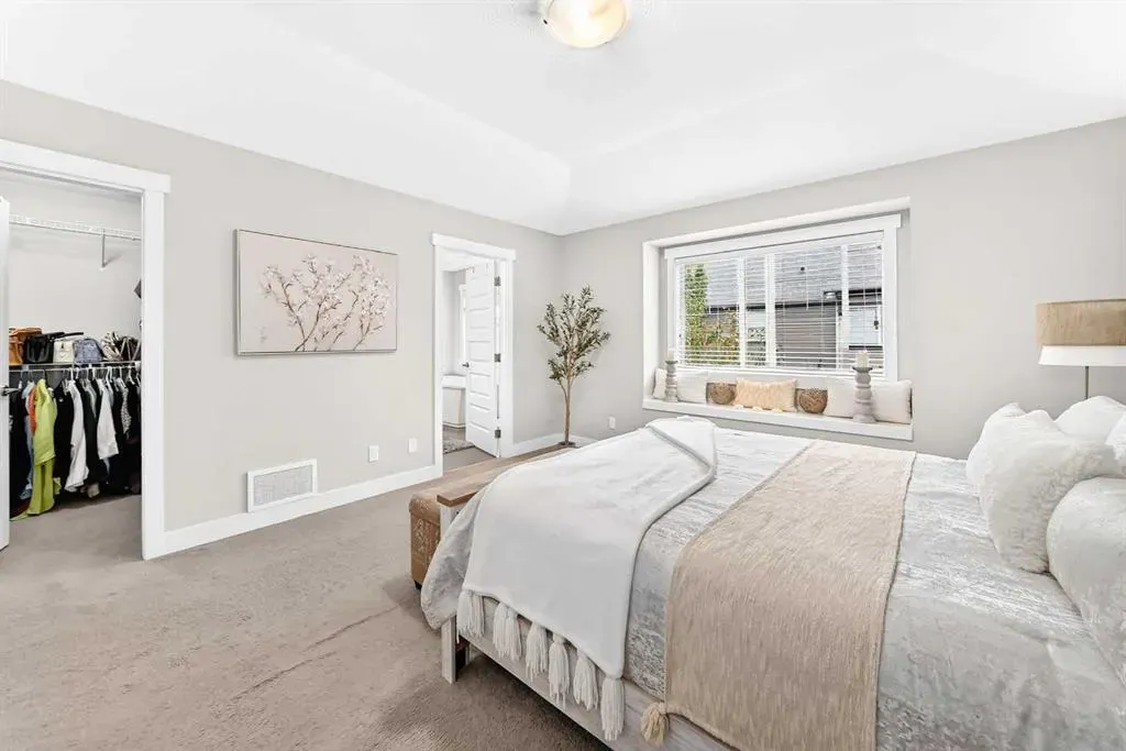 110 Coopers Common SW #901