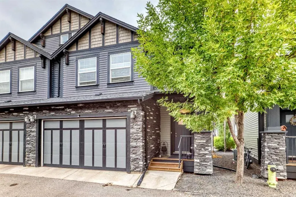 110 Coopers Common SW #901