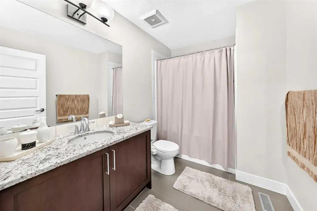 110 Coopers Common SW #901