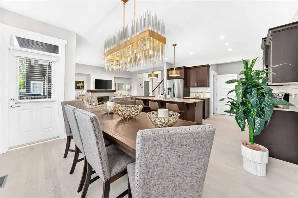 110 Coopers Common SW #901