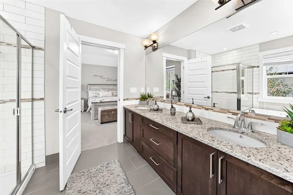 110 Coopers Common SW #901