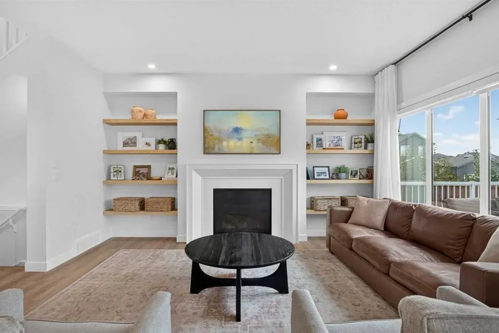 117 Legacy Glen Crescent SE