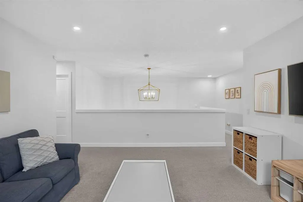 117 Legacy Glen Crescent SE