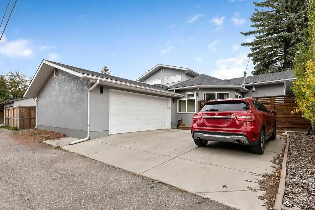 10411 Maplecreek Drive SE