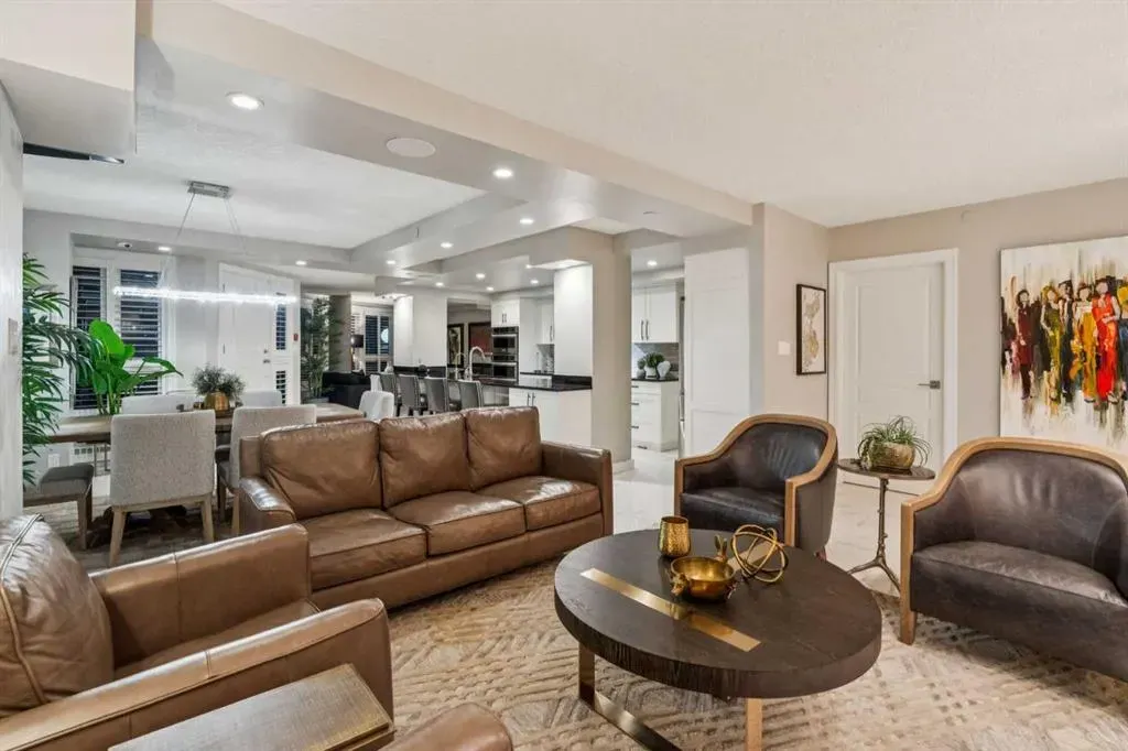 400 Eau Claire Avenue SW #8203