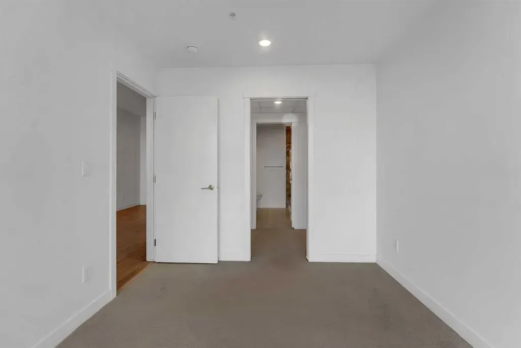 88 9 Street NE #601