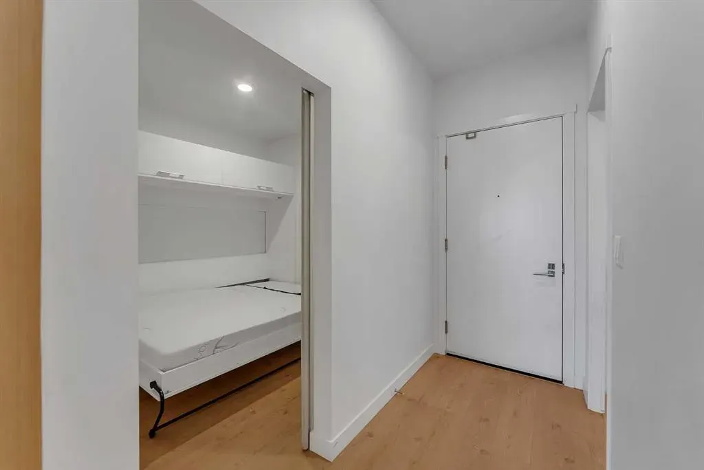 88 9 Street NE #601