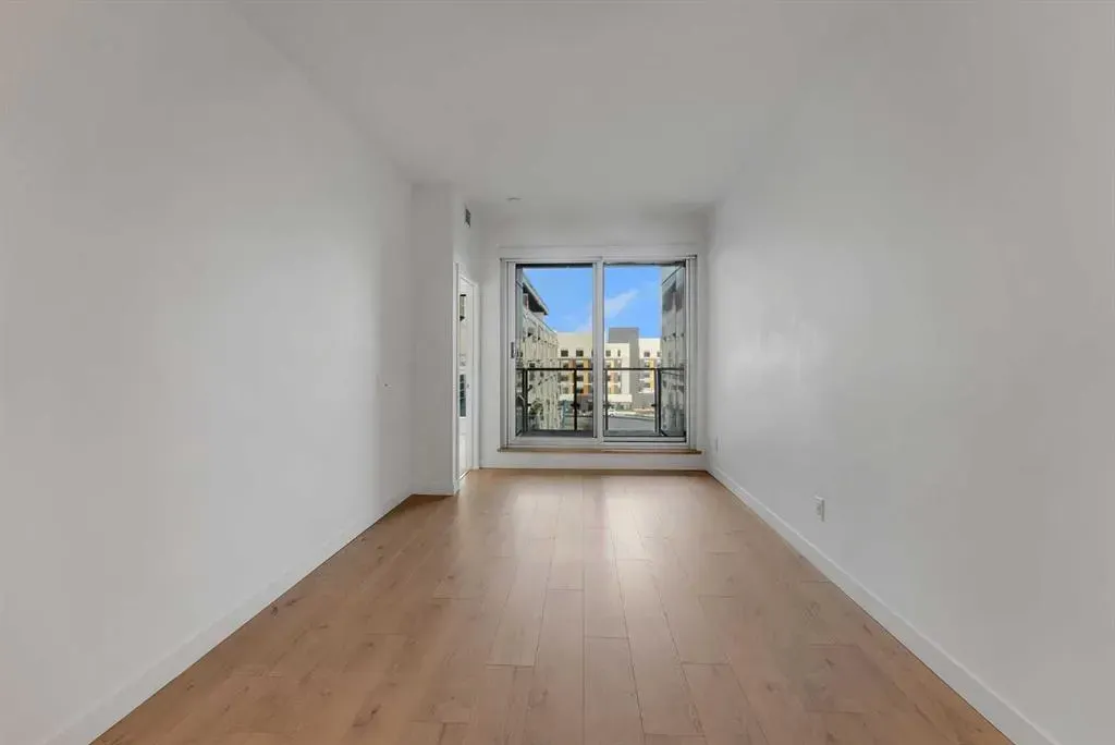 88 9 Street NE #601