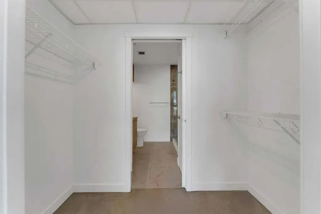88 9 Street NE #601