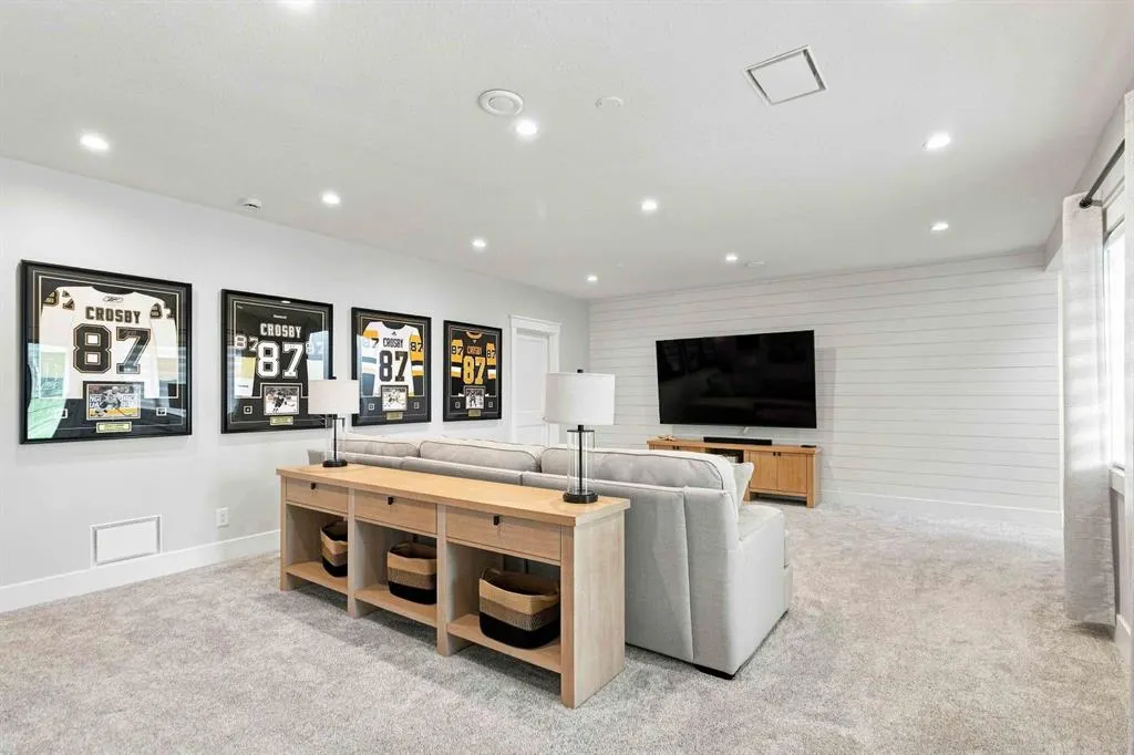 391 Falcon Drive
