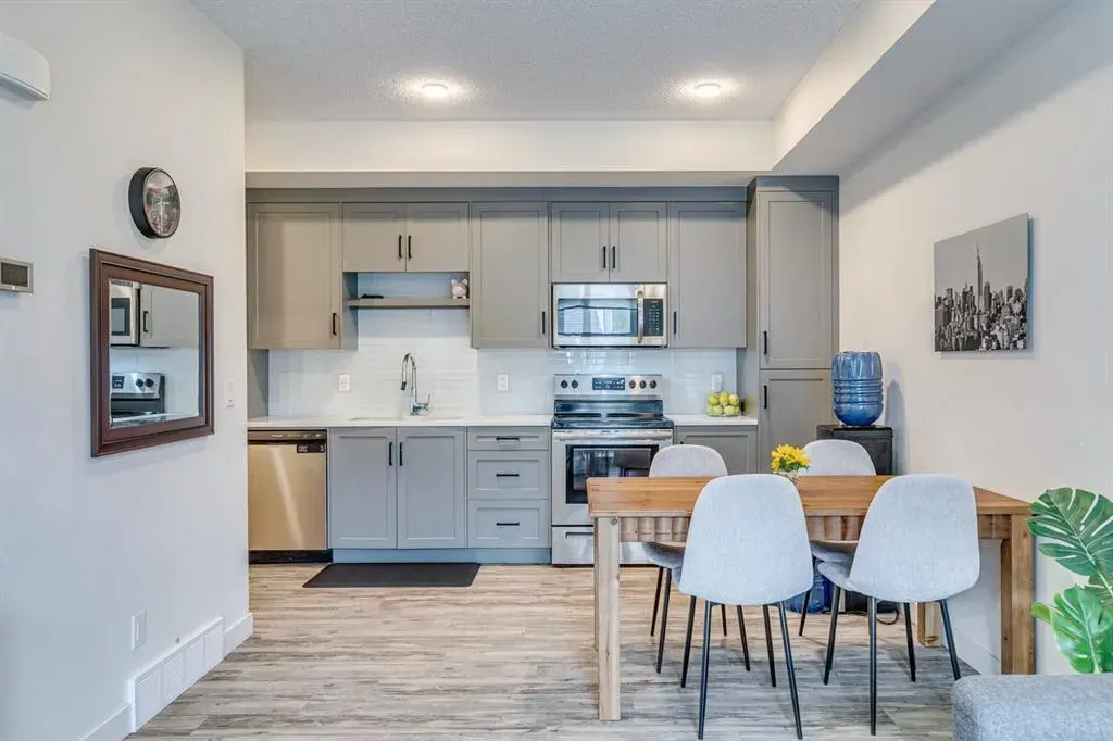 100 Walgrove Court SE #4301