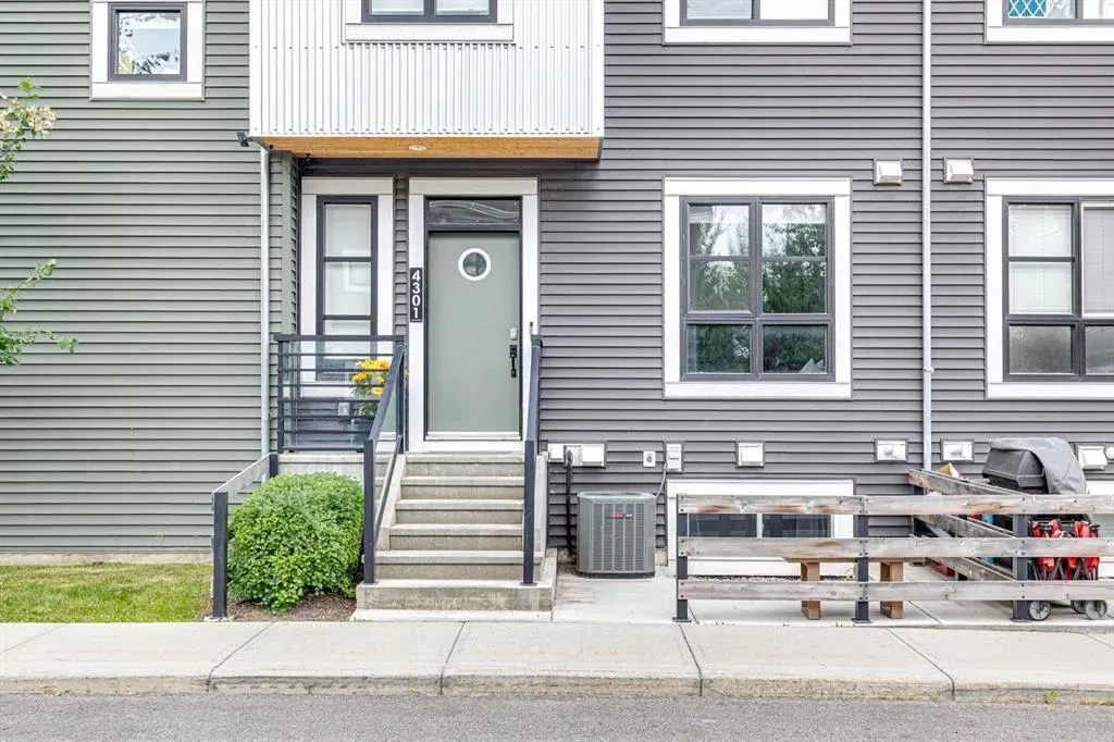 100 Walgrove Court SE #4301