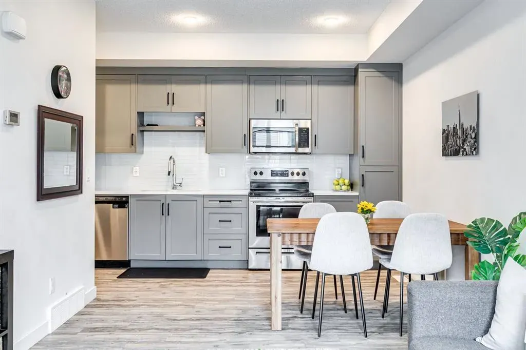 100 Walgrove Court SE #4301