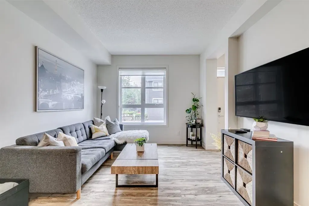 100 Walgrove Court SE #4301