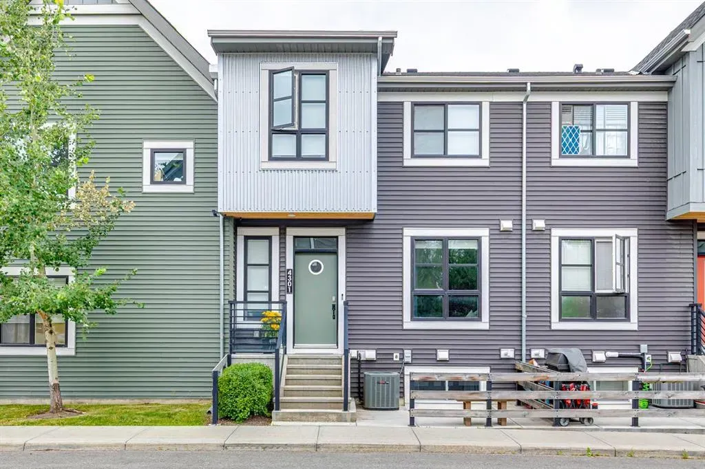 100 Walgrove Court SE #4301
