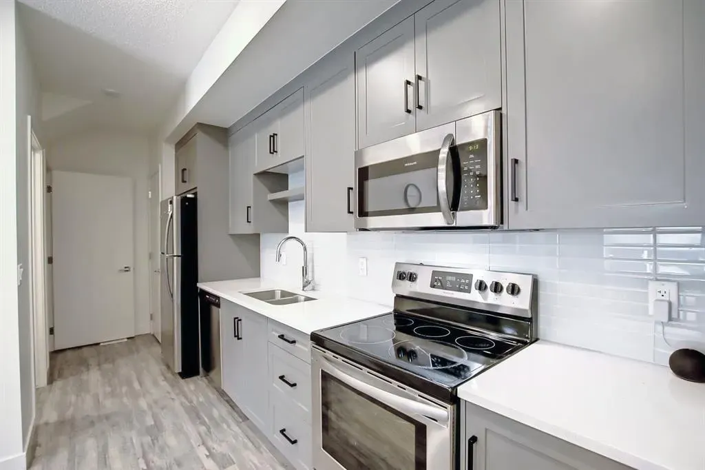 100 Walgrove Court SE #4301