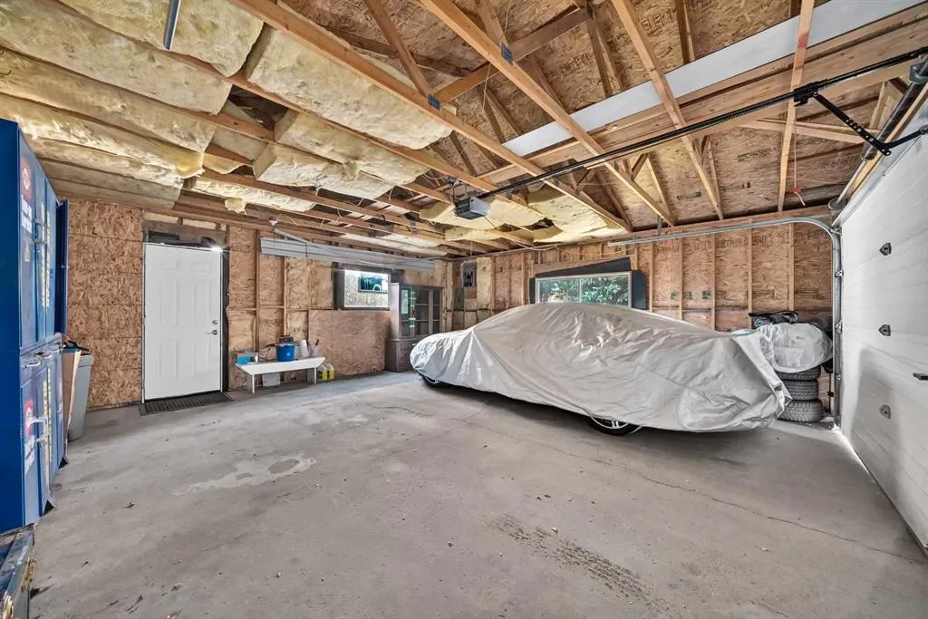 112 Queensland Place SE