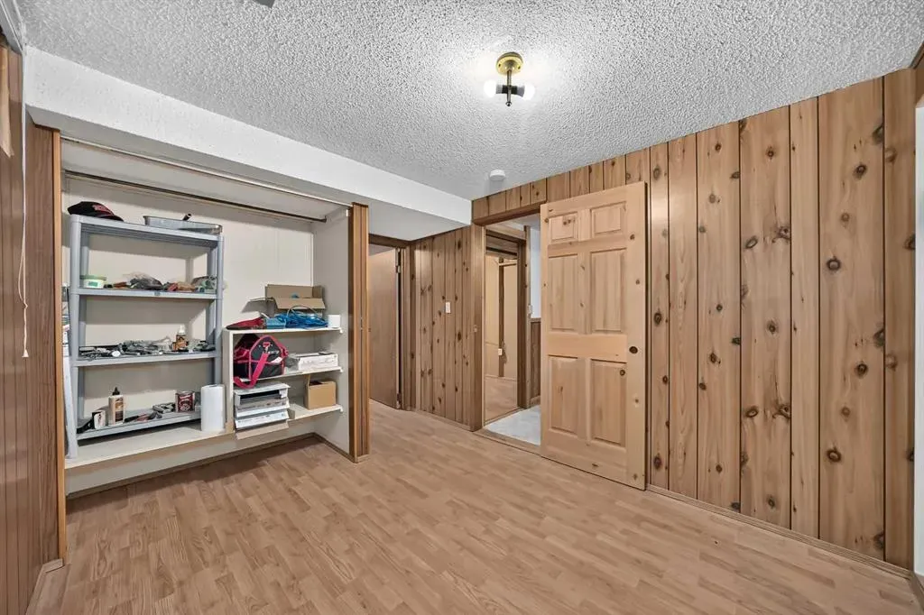 112 Queensland Place SE